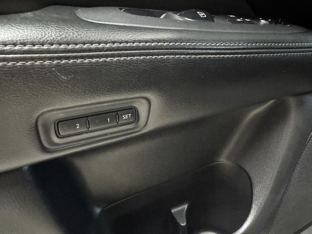 2016 Nissan Pathfinder Image 27