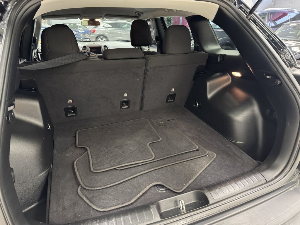 2020 Jeep Cherokee Image 14