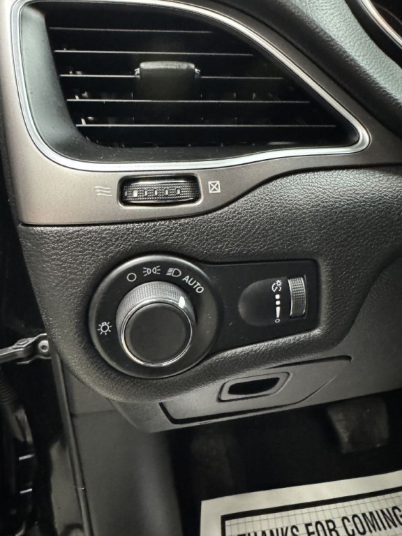 2020 Jeep Cherokee Image 28