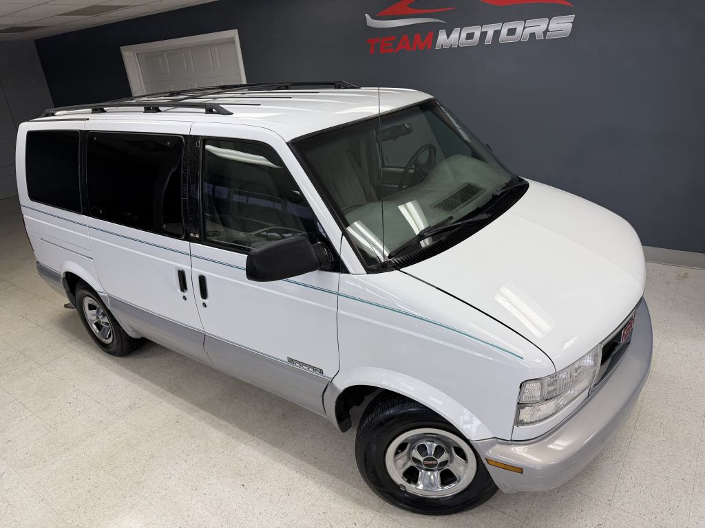 2000 GMC Safari Image 3