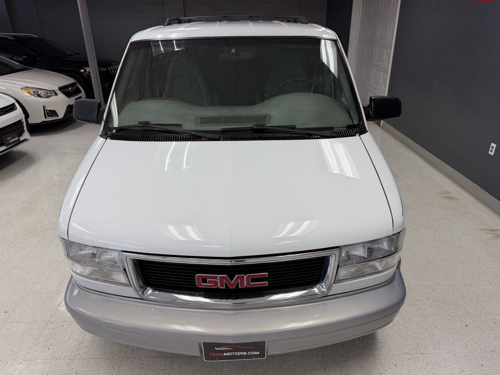 2000 GMC Safari Image 6