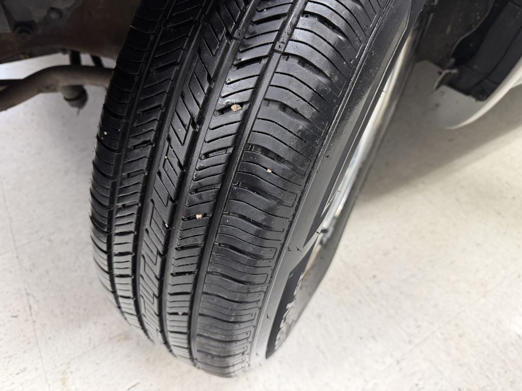 2000 GMC Safari Image 38