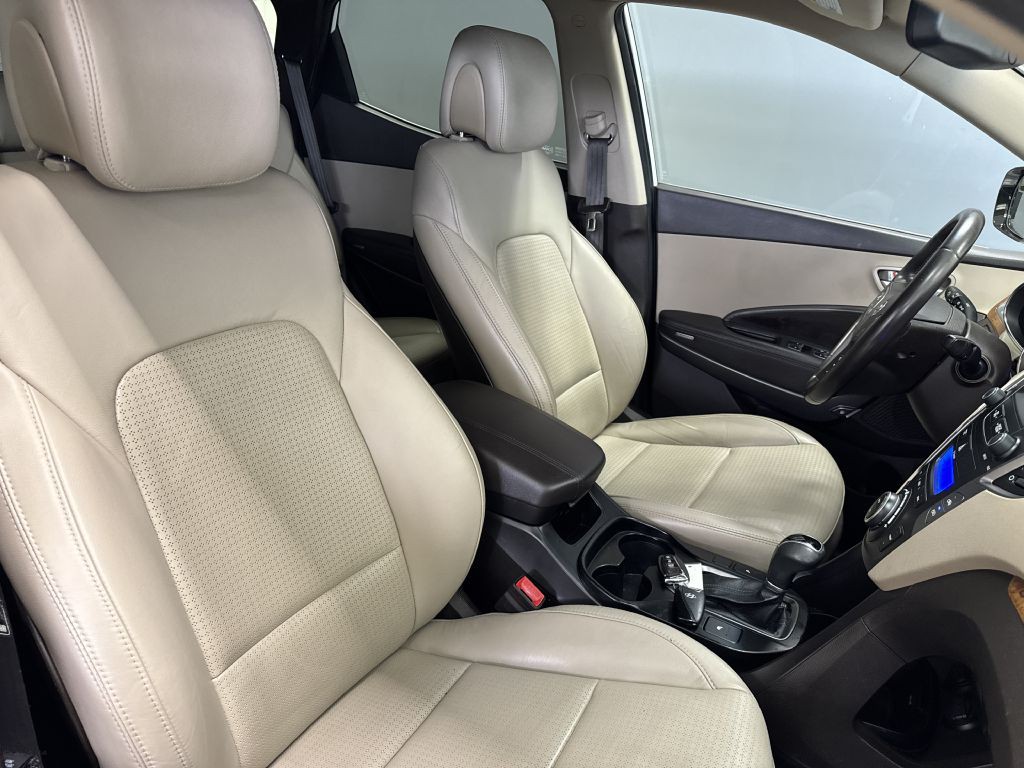 2013 Hyundai Santa Fe Sport Image 21