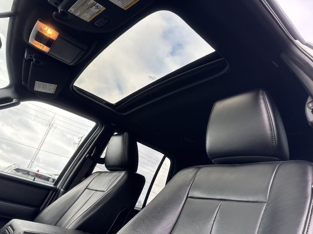 2016 Ford Expedition Image 24