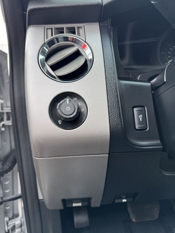 2016 Ford Expedition Image 28