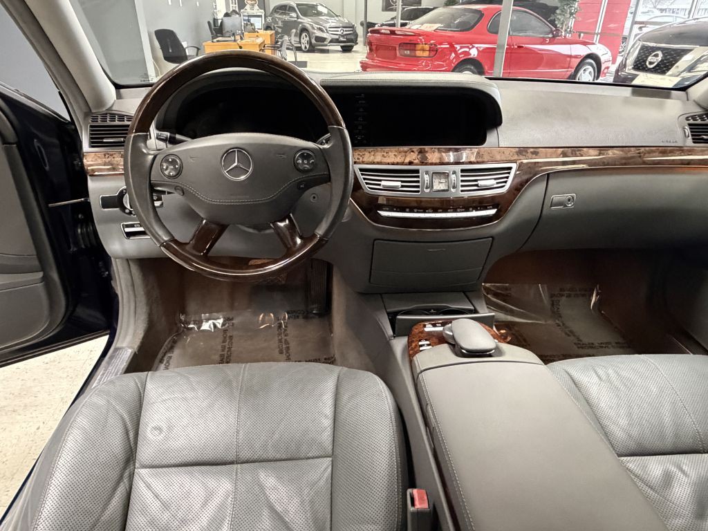 2007 Mercedes-Benz S-Class Image 21