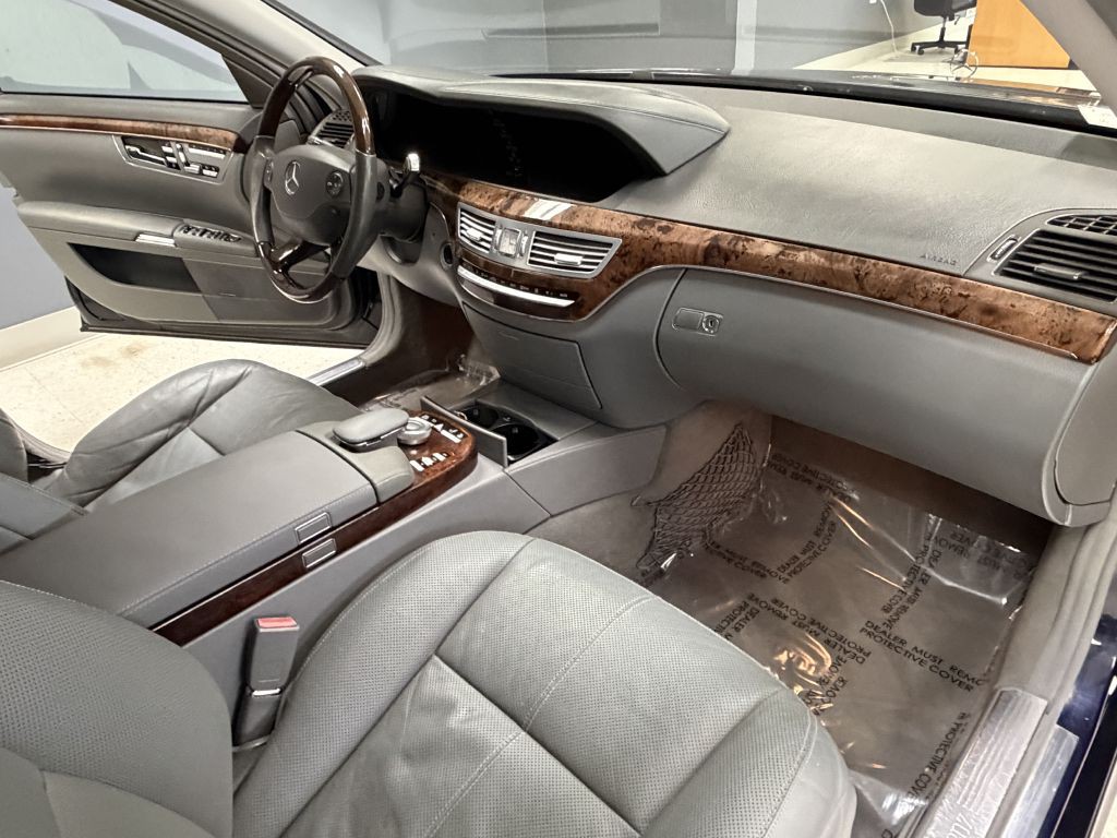 2007 Mercedes-Benz S-Class Image 22