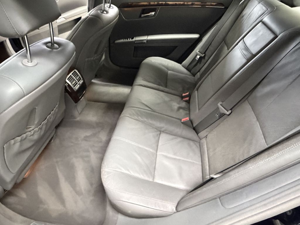 2007 Mercedes-Benz S-Class Image 27