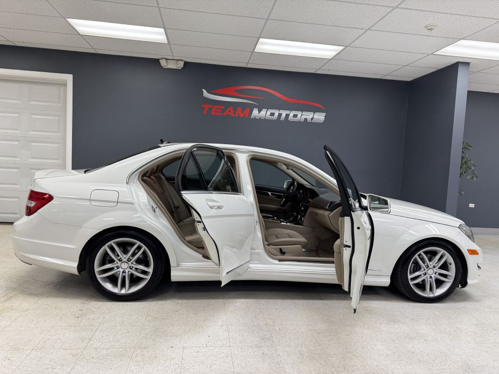2012 Mercedes-Benz C-Class Image 10