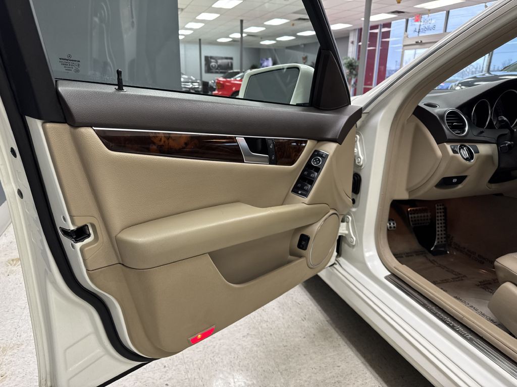2012 Mercedes-Benz C-Class Image 13