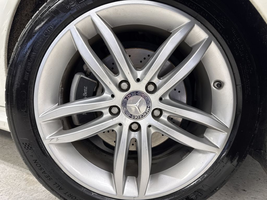 2012 Mercedes-Benz C-Class Image 31