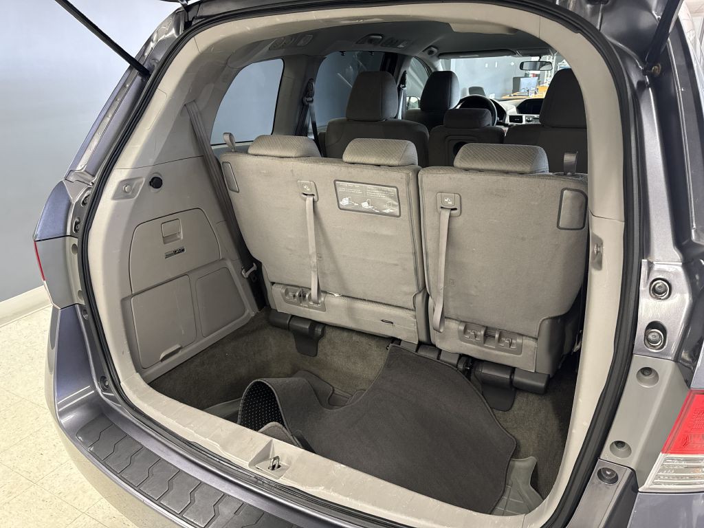 2016 Honda Odyssey Image 11