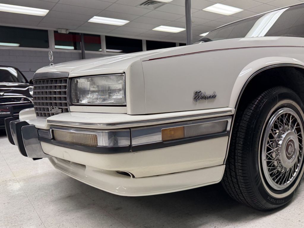 1990 Cadillac Eldorado Image 12