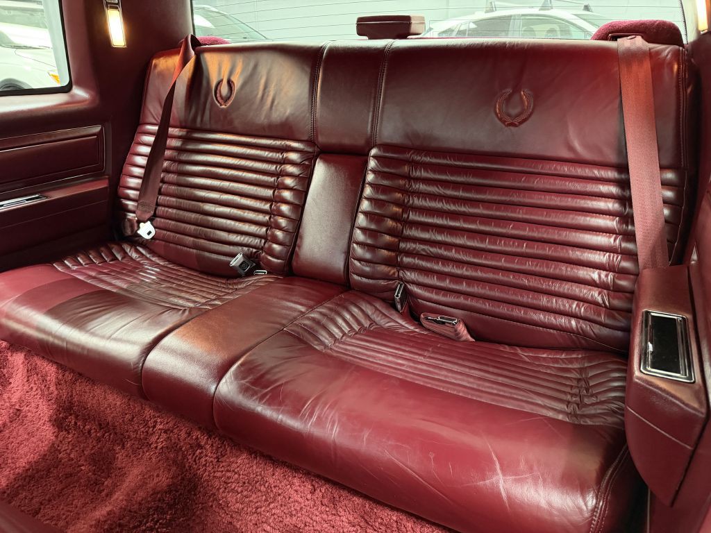 1990 Cadillac Eldorado Image 26