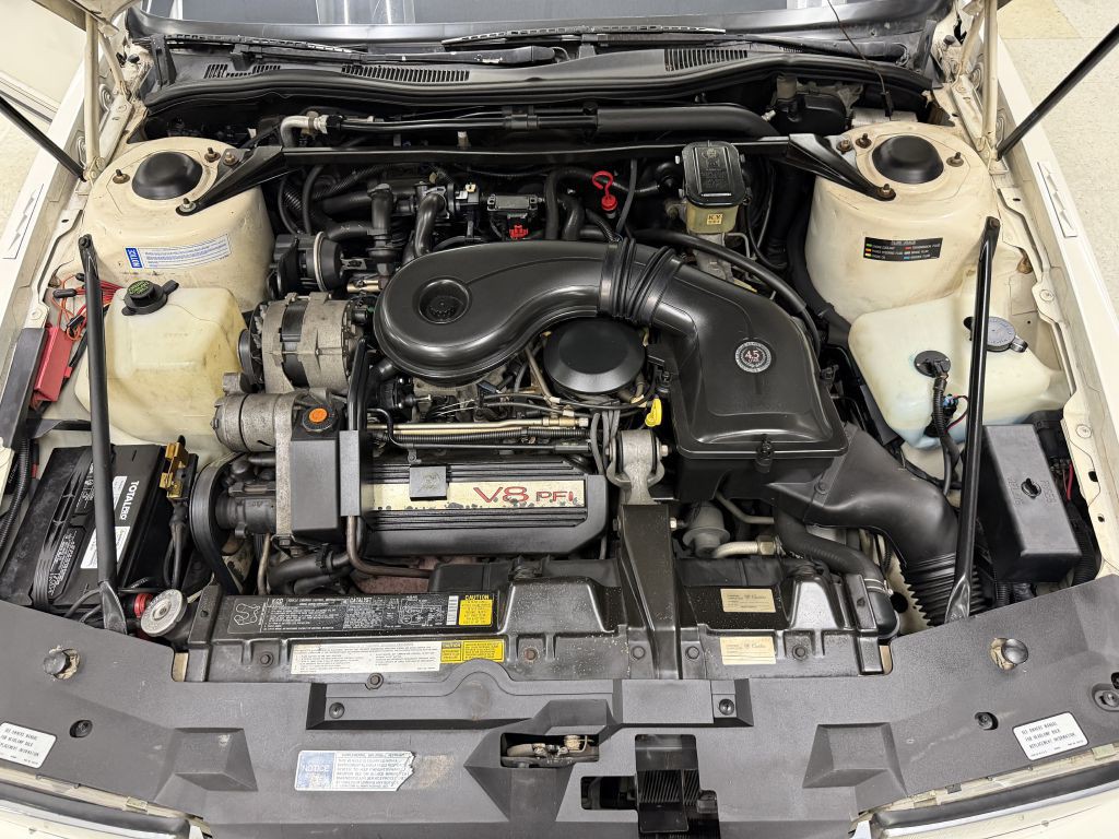 1990 Cadillac Eldorado Image 45