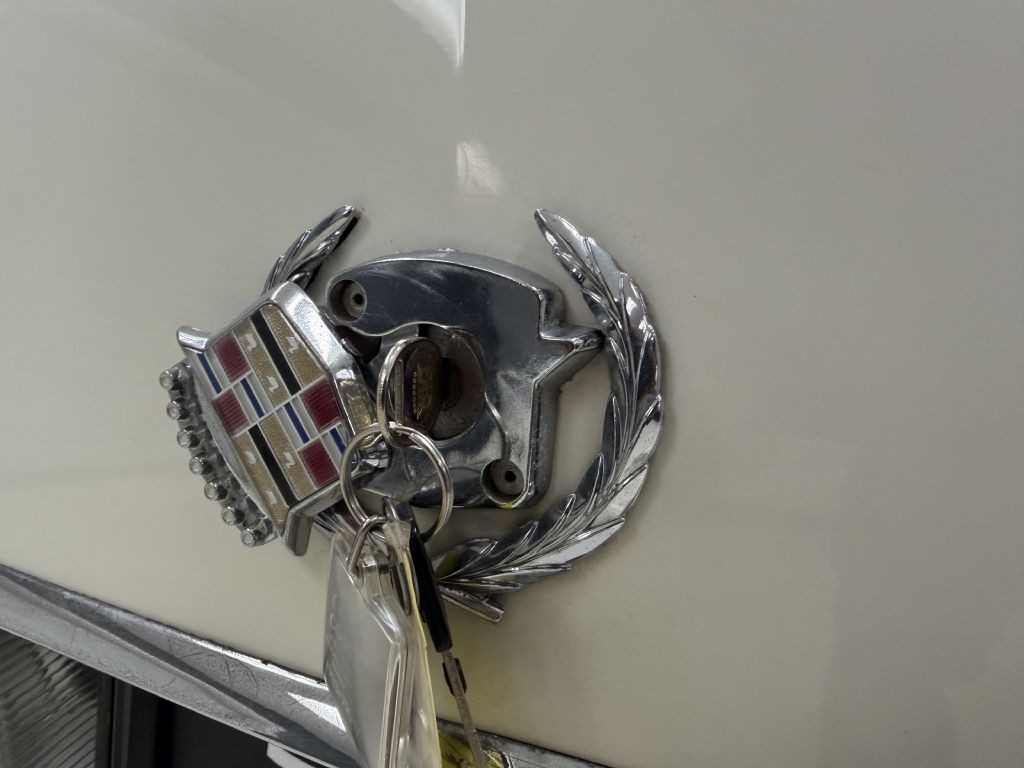 1990 Cadillac Eldorado Image 50