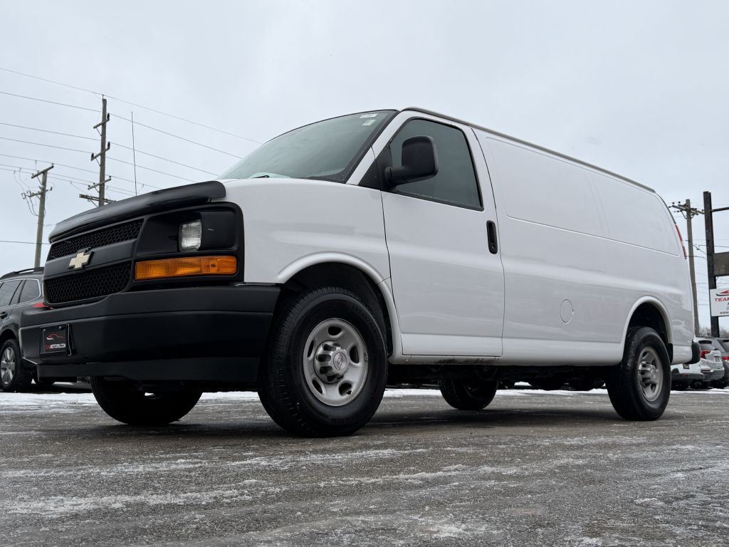 2017 Chevrolet Express Image 8