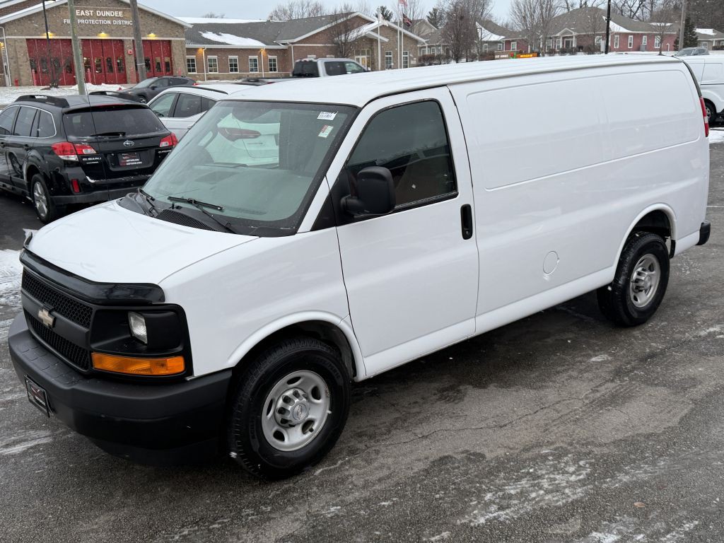 2017 Chevrolet Express Image 9