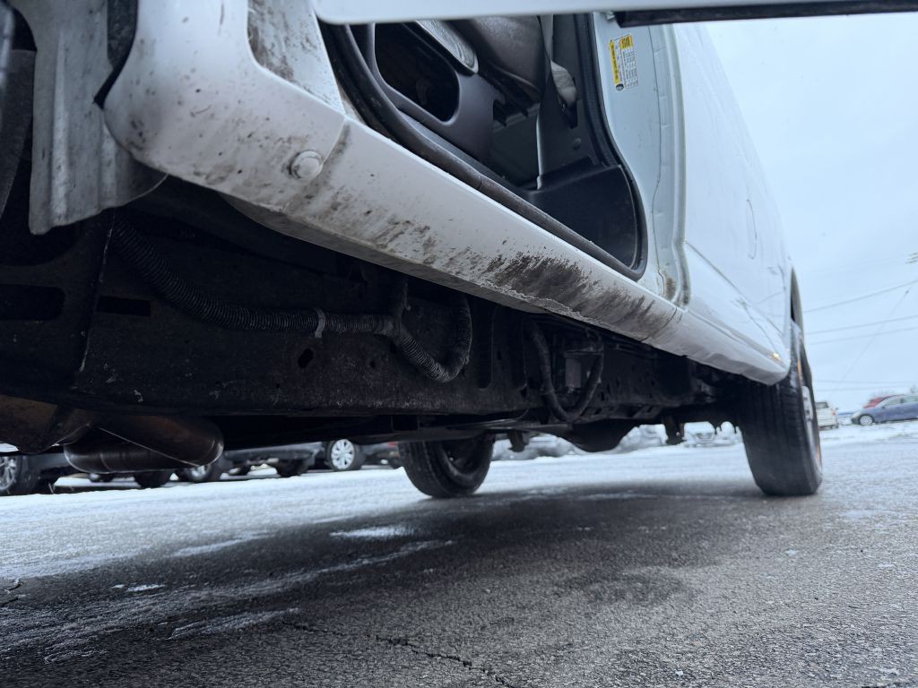 2017 Chevrolet Express Image 37