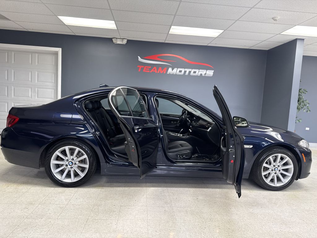 2015 BMW 5 Series Image 11