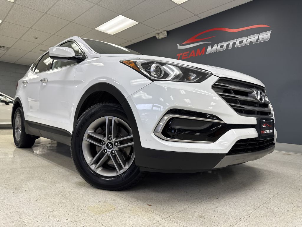 2017 Hyundai Santa Fe Sport Image 2