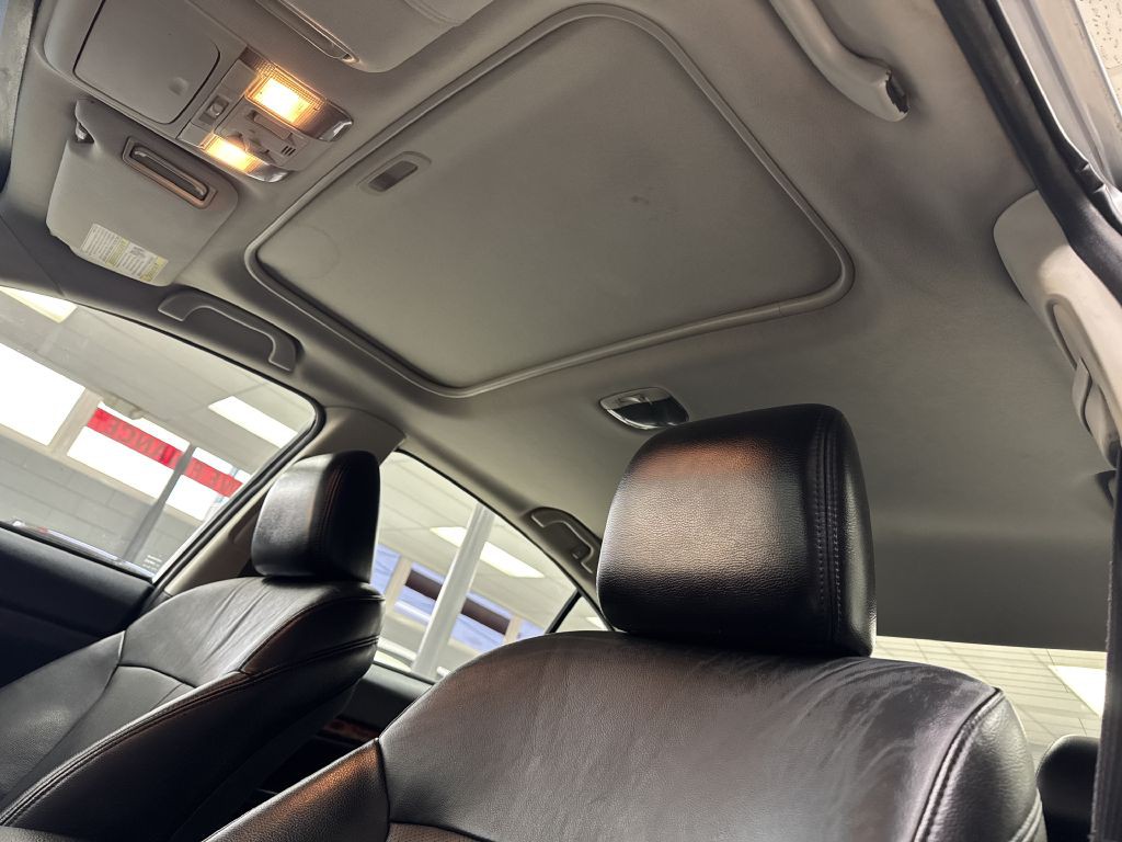 2010 Subaru Legacy Image 20