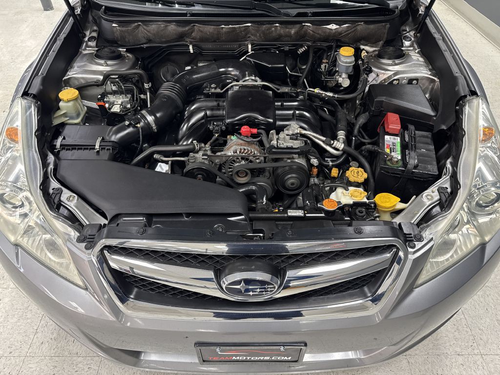 2010 Subaru Legacy Image 27