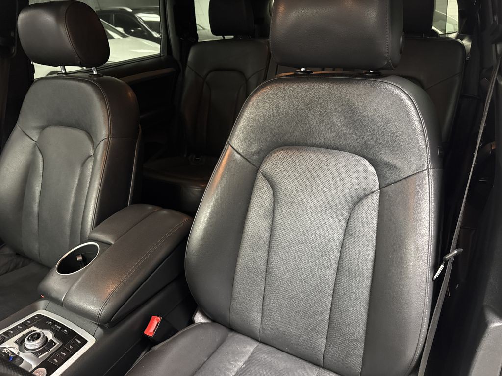 2015 Audi Q7 Image 23
