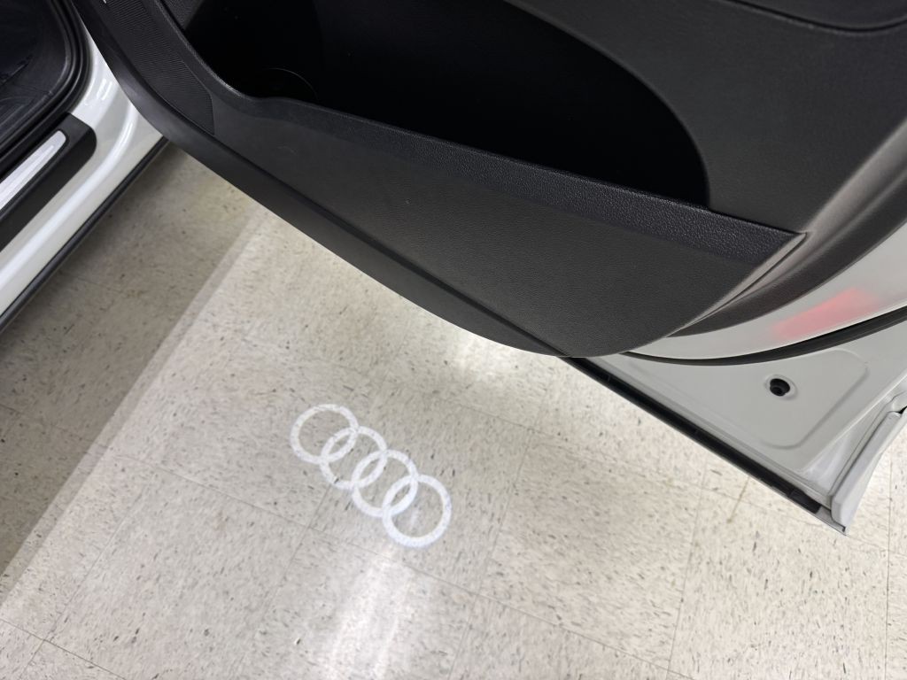 2015 Audi Q7 Image 25