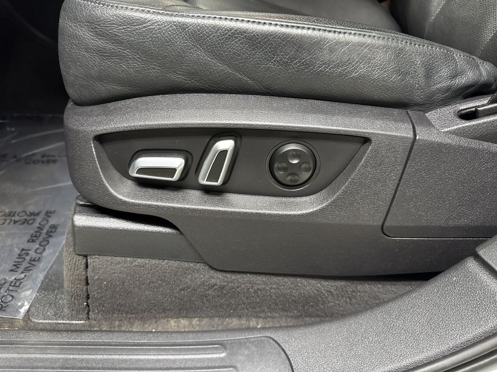 2015 Audi Q7 Image 28