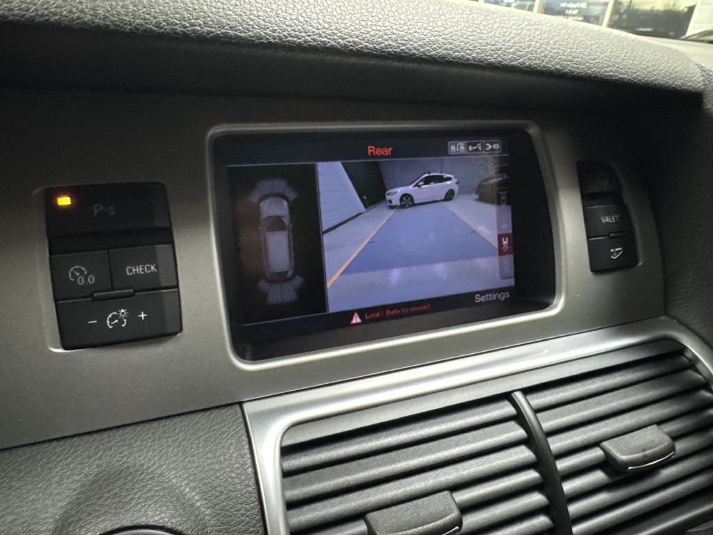 2015 Audi Q7 Image 34