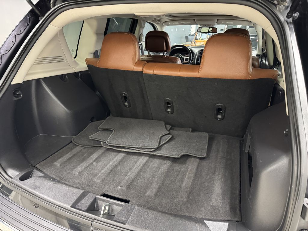 2017 Jeep Compass Image 12