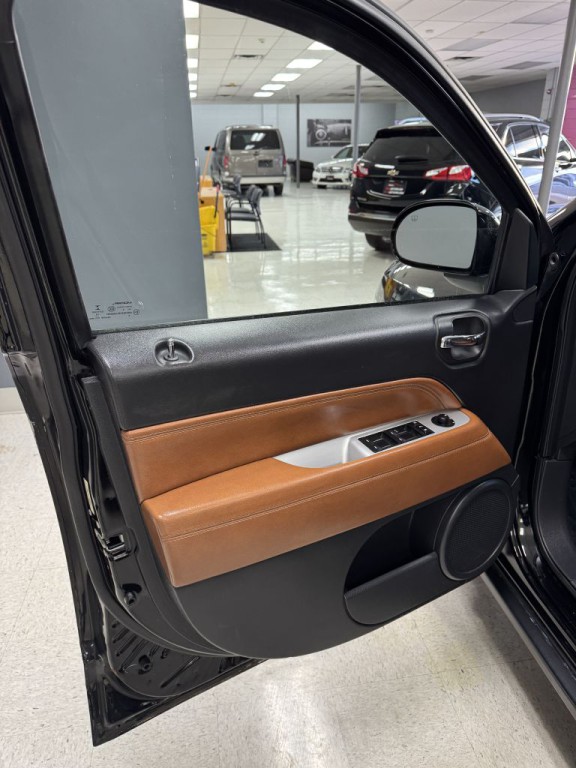 2017 Jeep Compass Image 13