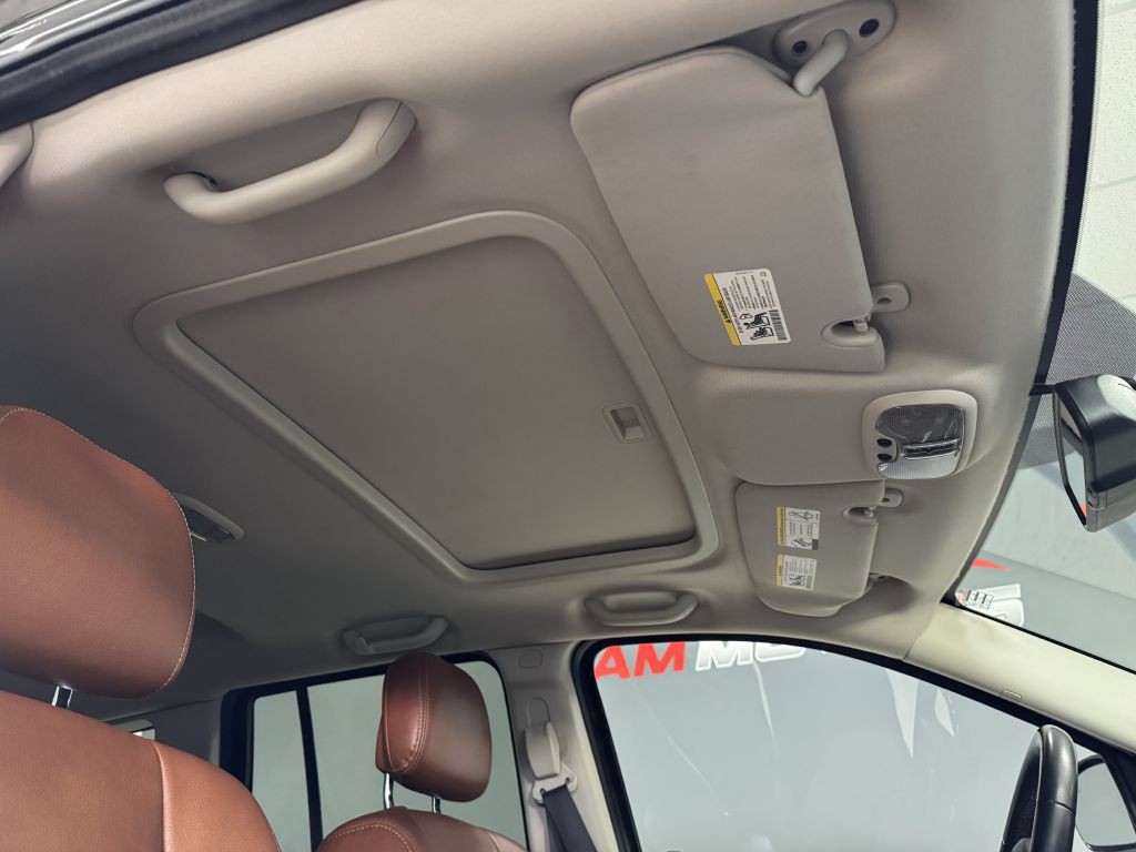 2017 Jeep Compass Image 22