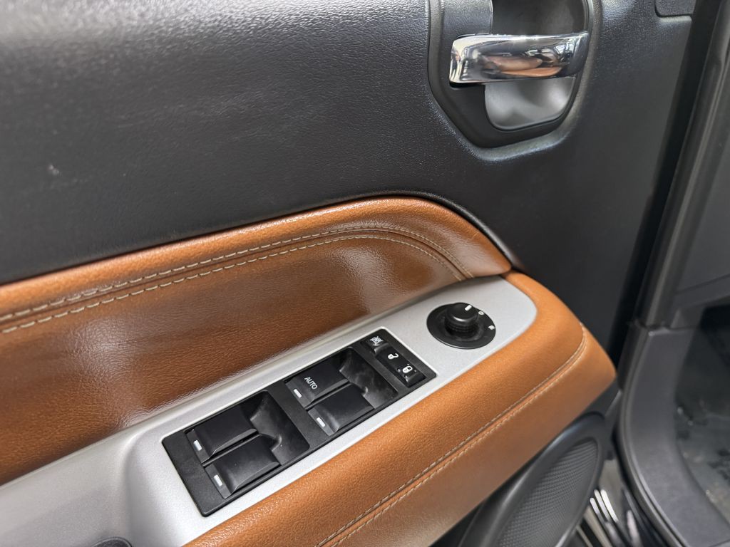 2017 Jeep Compass Image 25