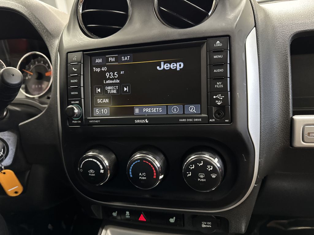 2017 Jeep Compass Image 29