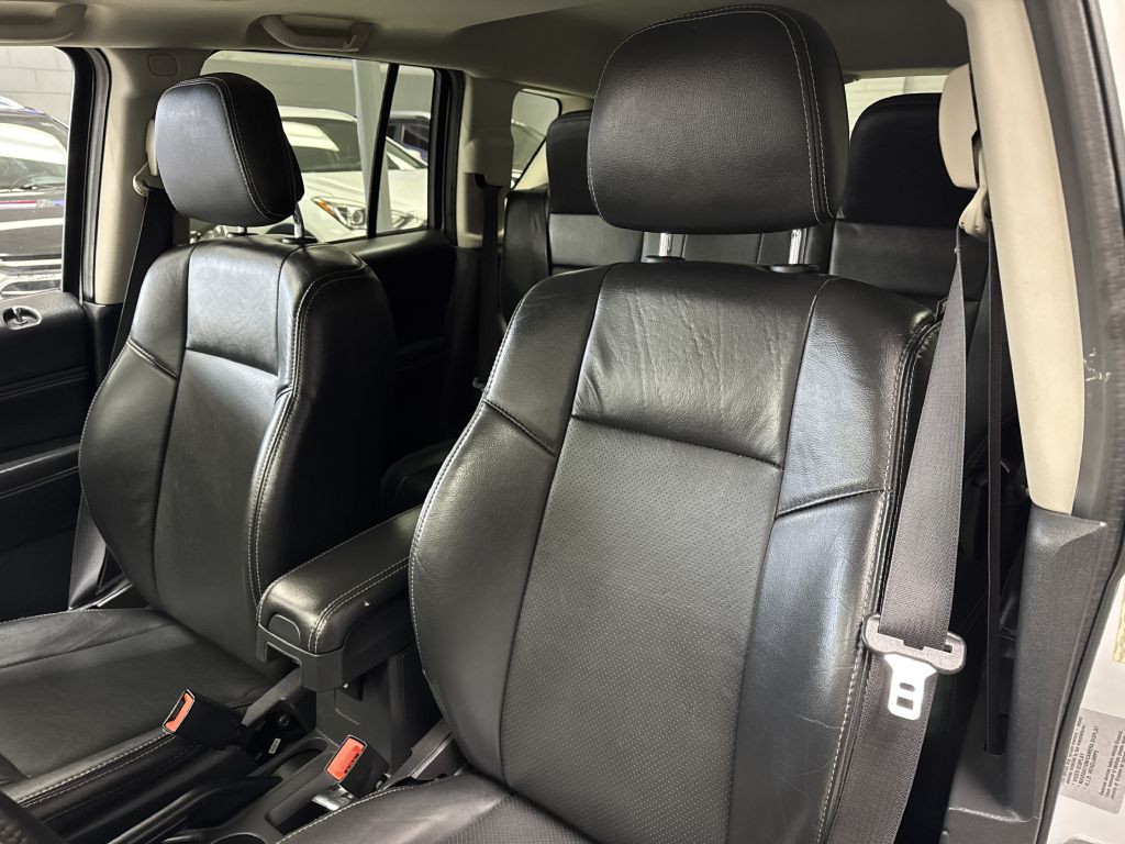 2016 Jeep Compass Image 21