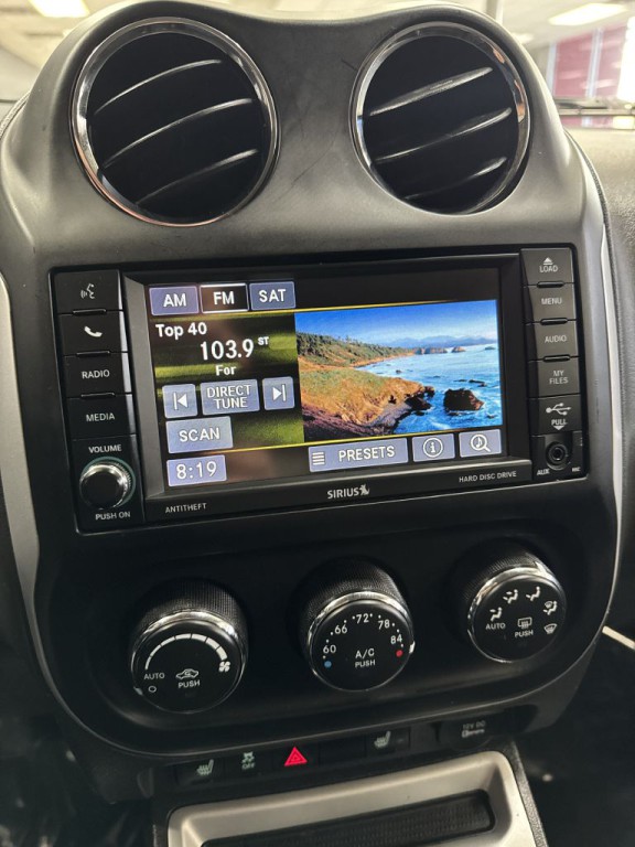 2016 Jeep Compass Image 28
