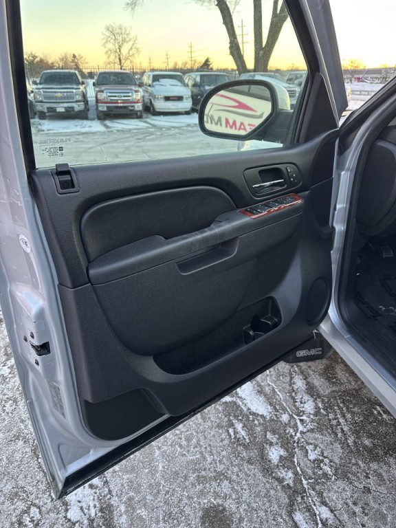 2013 GMC Sierra Image 17