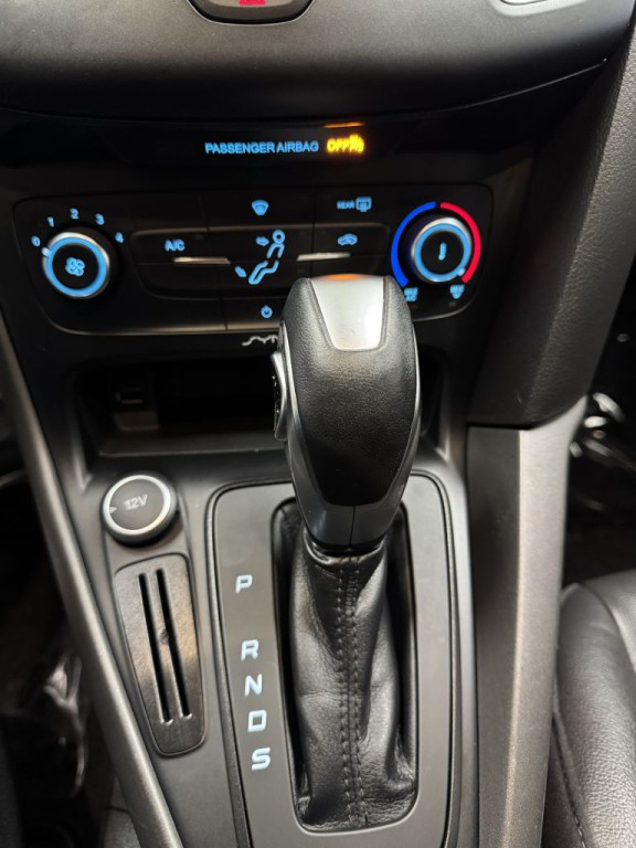 2016 Ford Focus Image 26