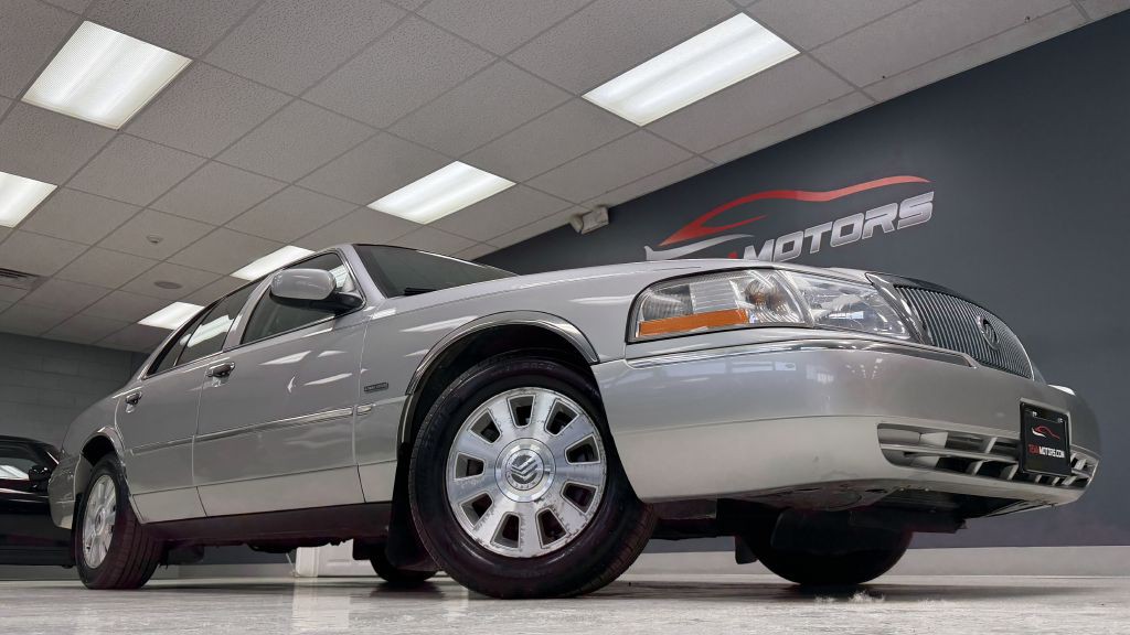 2004 Mercury Grand Marquis Image 3