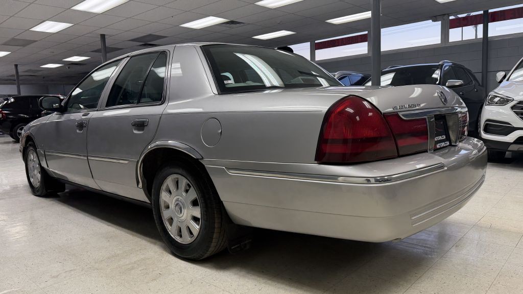 2004 Mercury Grand Marquis Image 10