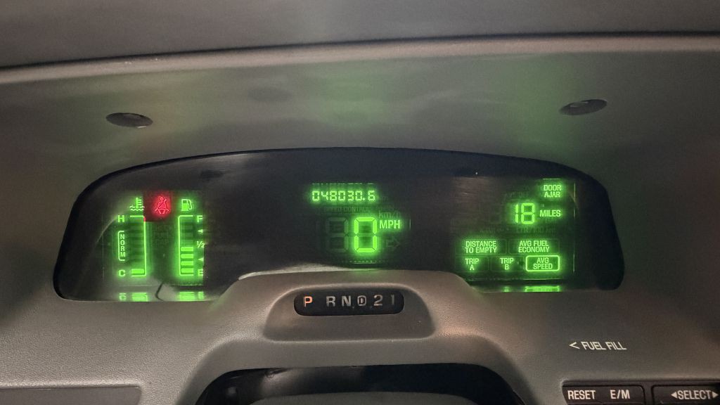 2004 Mercury Grand Marquis Image 30