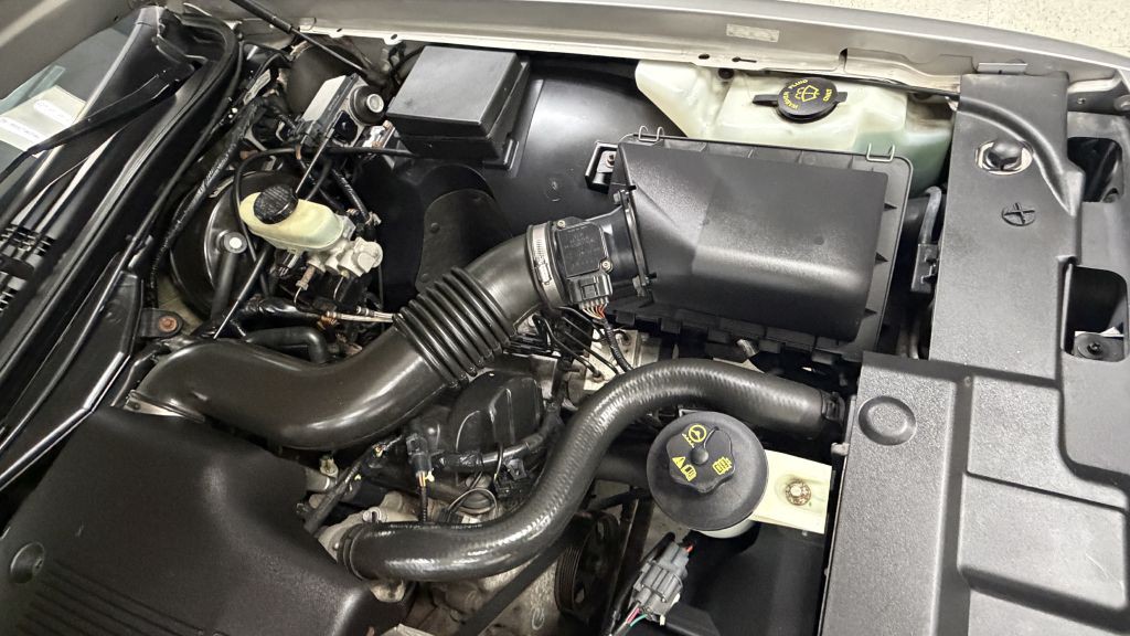 2004 Mercury Grand Marquis Image 38