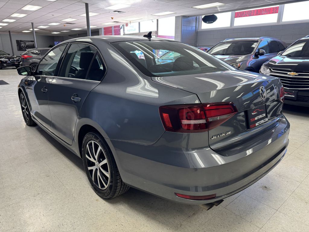 2017 Volkswagen Jetta Image 9