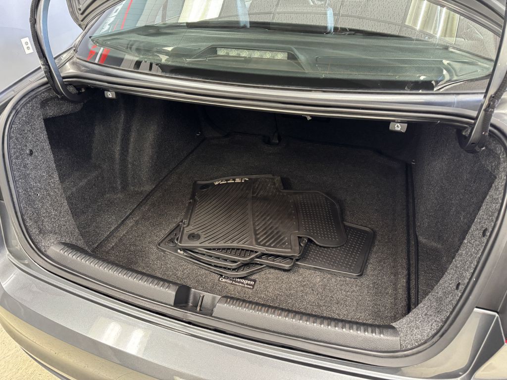 2017 Volkswagen Jetta Image 12