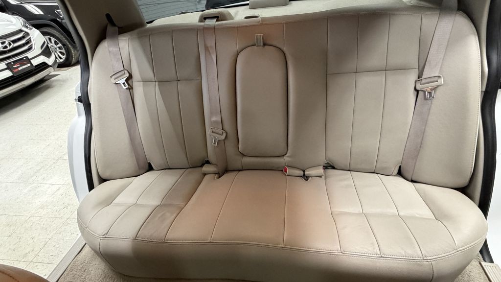 2009 Mercury Grand Marquis Image 25