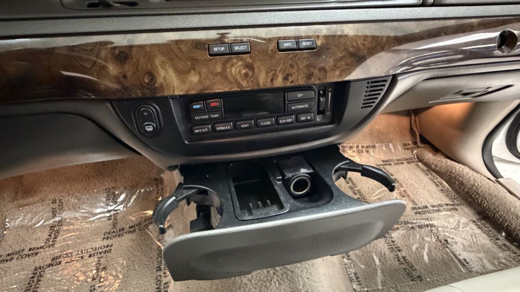 2009 Mercury Grand Marquis Image 28