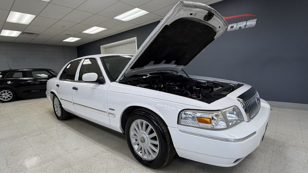 2009 Mercury Grand Marquis Image 41