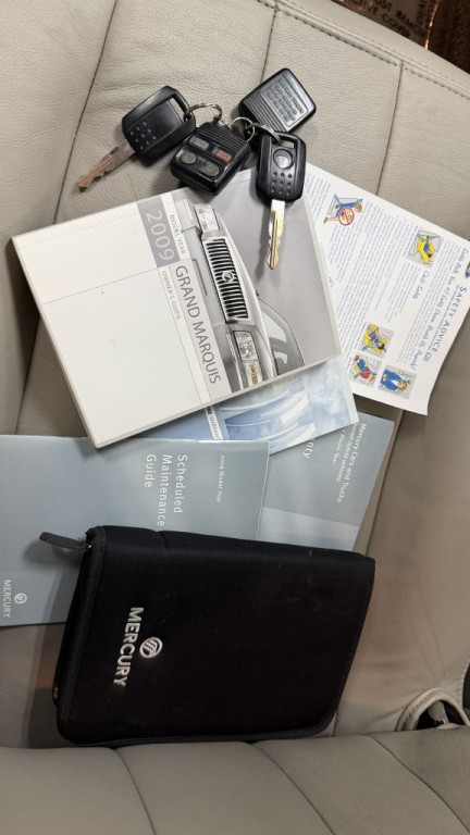 2009 Mercury Grand Marquis Image 56